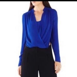 BCBGMAXARIA Women’s Top Blouse Collared Size XS Asymmetrical Hem Long Sleeve